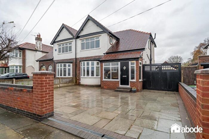 3 Bedroom Semi Detached House For Sale In Southport Road, Thornton, Liverpool, L23