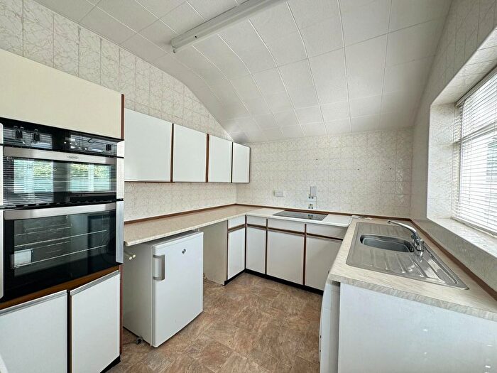 3 Bedroom Semi-Detached House For Sale In Wordsworth Road, Old Trafford, M16