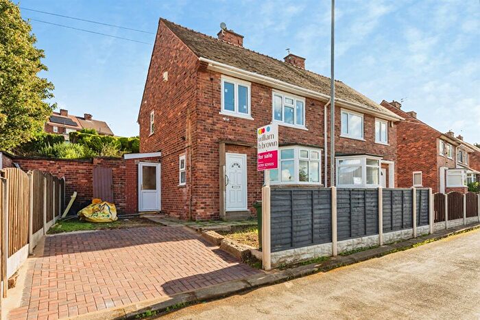3 Bedroom Semi Detached House For Sale In Hirst Drive, Herringthorpe, Rotherham, S65