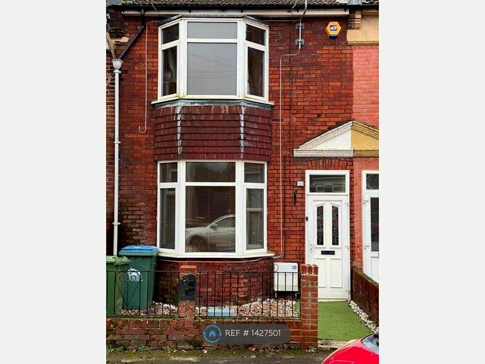 3 Bedroom Terraced House To Rent In Imperial Avenue, Southampton, SO15