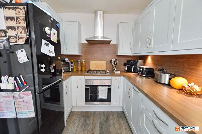 3 Bedroom Terraced House For Sale In The Pollards, Bourne, PE10