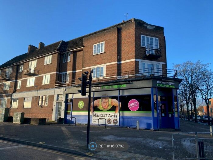 2 Bedroom Flat To Rent In Stanley Park Road, Wallington, SM6