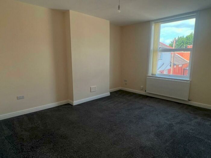 3 Bedroom Apartment To Rent In Kings Avenue, Prestatyn, LL19