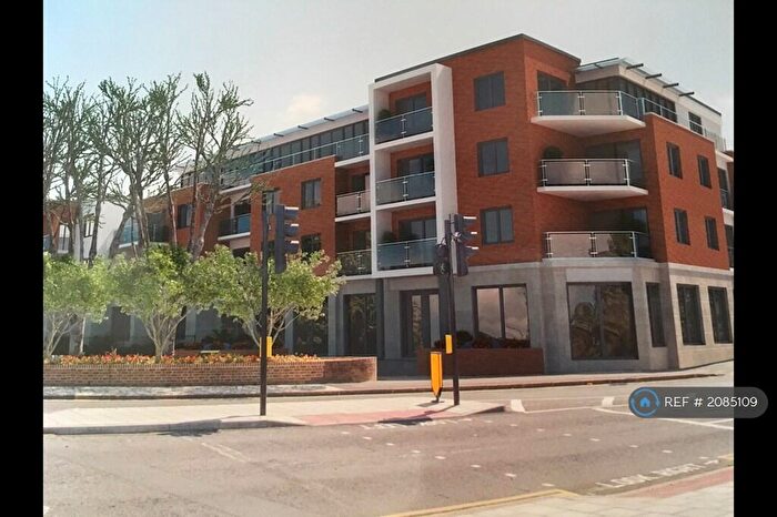 1 Bedroom Flat To Rent In Watton Point, Surbiton, KT6