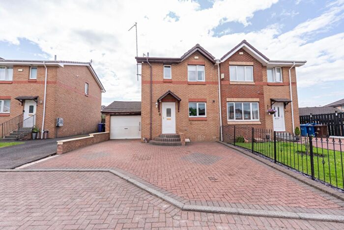 2 Bedroom Semi-Detached House For Sale In Birchend Drive, G21