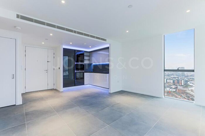 1 Bedroom Apartment To Rent In Dollar Bay, Canary Wharf, E14