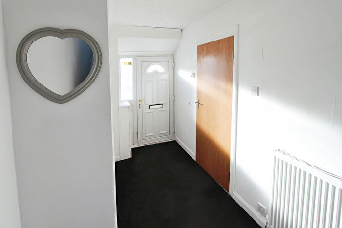 3 Bedroom Terraced House For Sale In Forrest Avenue, Hamilton, ML3