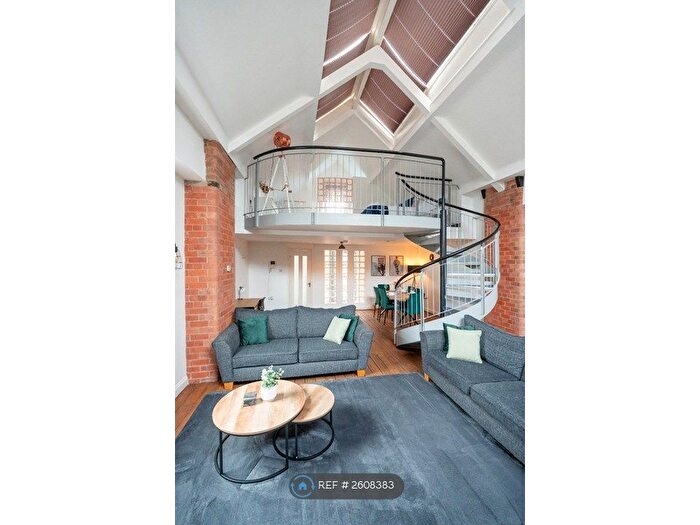 2 Bedroom Flat To Rent In Lincolnshire, Lincolnshire, LN5