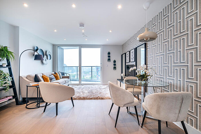 2 Bedroom Flat For Sale In Vision Point, Yelverton Road, London, SW11