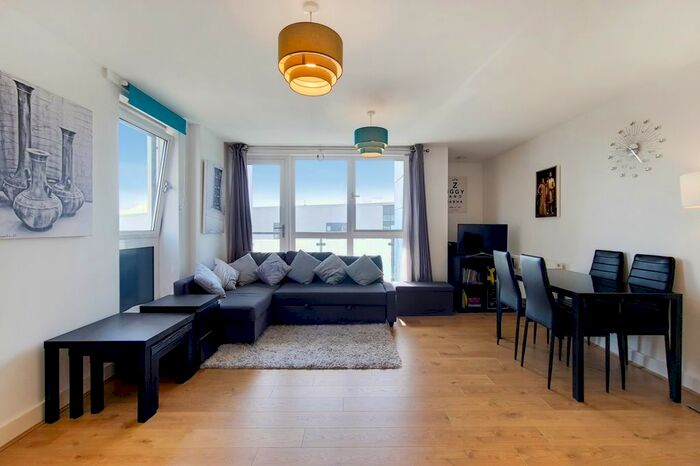 1 Bedroom Flat To Rent In High Street, London, E15