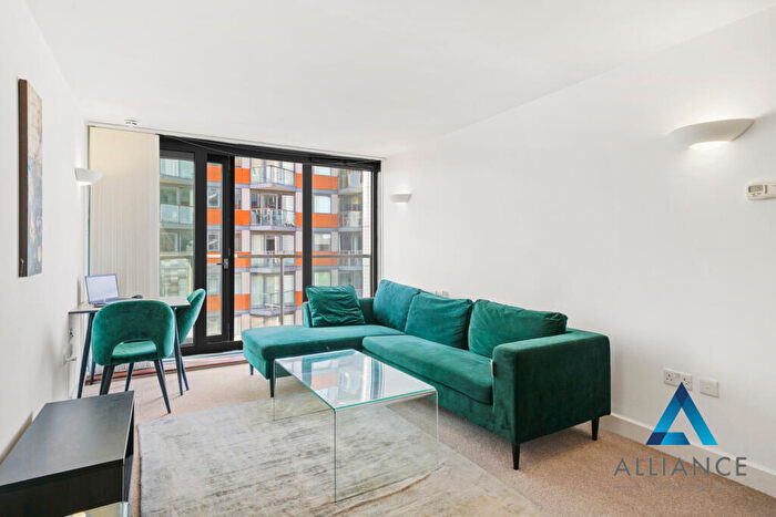 1 Bedroom Apartment To Rent In Proton Tower, Blackwall Way, London, E14