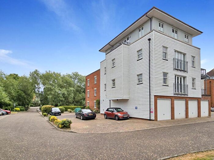 2 Bedroom Flat To Rent In Waters Edge, Canterbury, CT1
