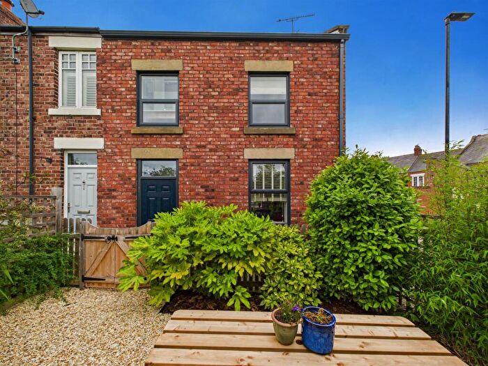 3 Bedroom End Of Terrace House For Sale In West View, Earsdon, Whitley Bay, NE25