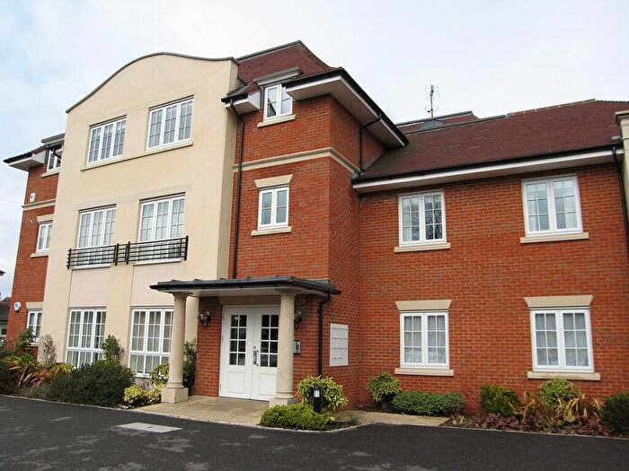 2 Bedroom Apartment To Rent In Catherine Road, Newbury, Berkshire, RG14