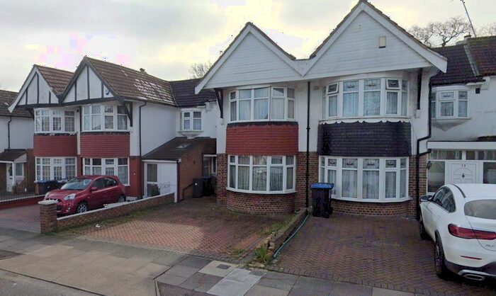 4 Bedroom Property To Rent In Pasteur Gardens, London, N18