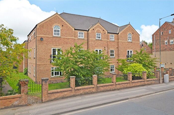 2 Bedroom Flat To Rent In Manor Court, Lawrence Street, York, YO10