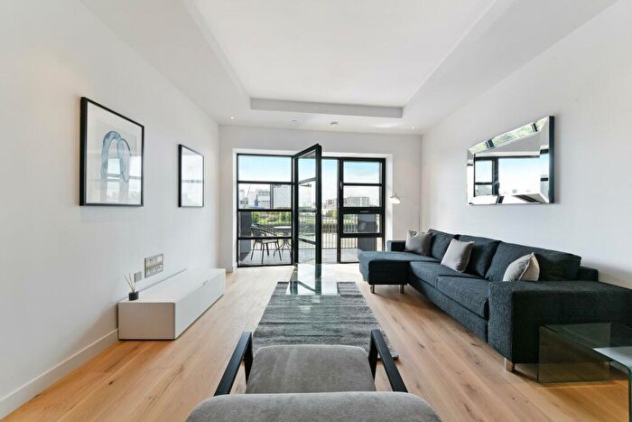 2 Bedroom Apartment To Rent In Astell House, London City Island, London, E14