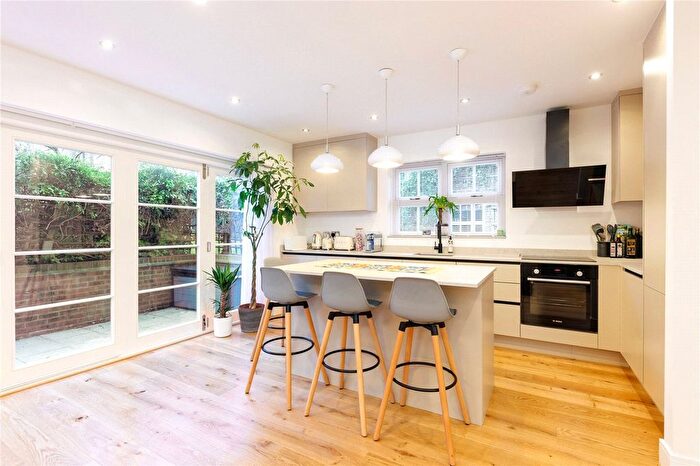 5 Bedroom End Terrace House To Rent In Restoration Square, London, SW11