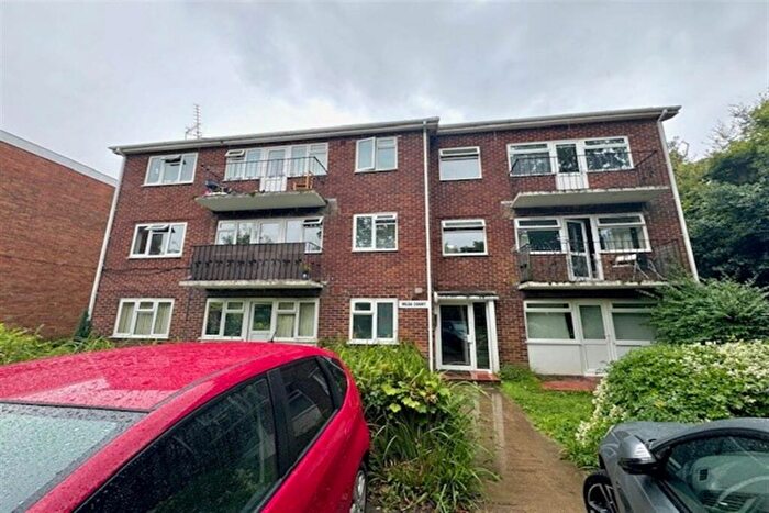 1 Bedroom Flat To Rent In Hulse Road, Banister Park, SO15