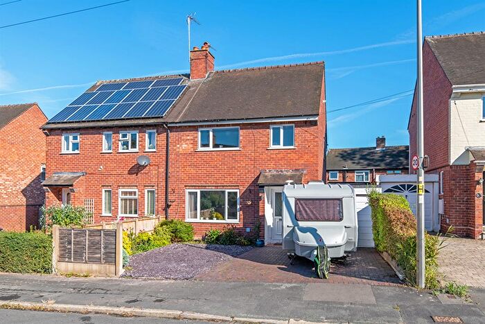 3 Bedroom Semi-Detached House For Sale In Kings Drive, Helsby, Frodsham, WA6