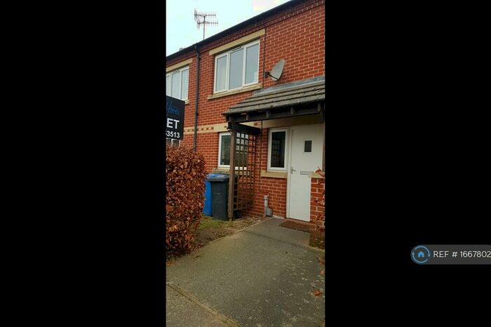2 Bedroom Terraced House To Rent In Sinclair Drive, Ipswich, IP2