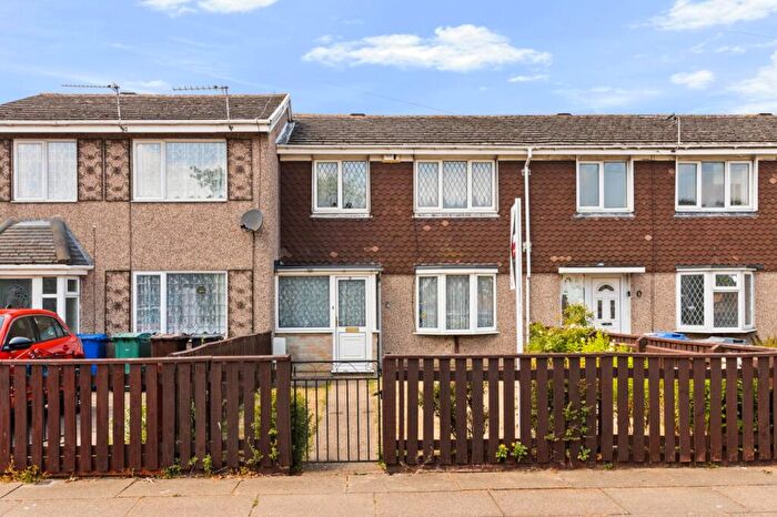 3 Bedroom Terraced House For Sale In Albion Street, Grimsby, DN32