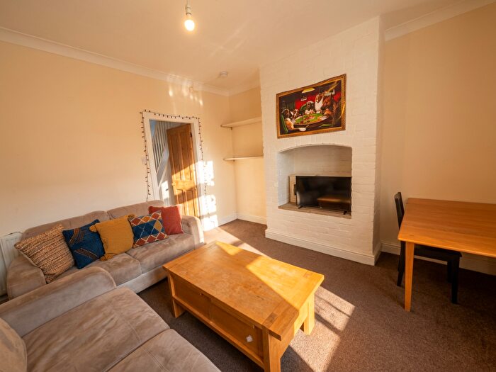 4 Bedroom House To Rent In Elmsthorpe Avenue, Lenton, East Midlands, NG7