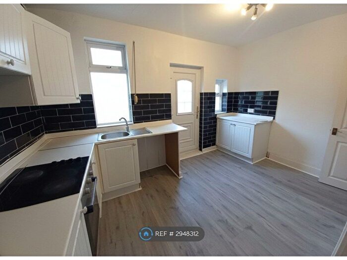 2 Bedroom End Of Terrace House To Rent In Langdale Road, Darlington, DL1
