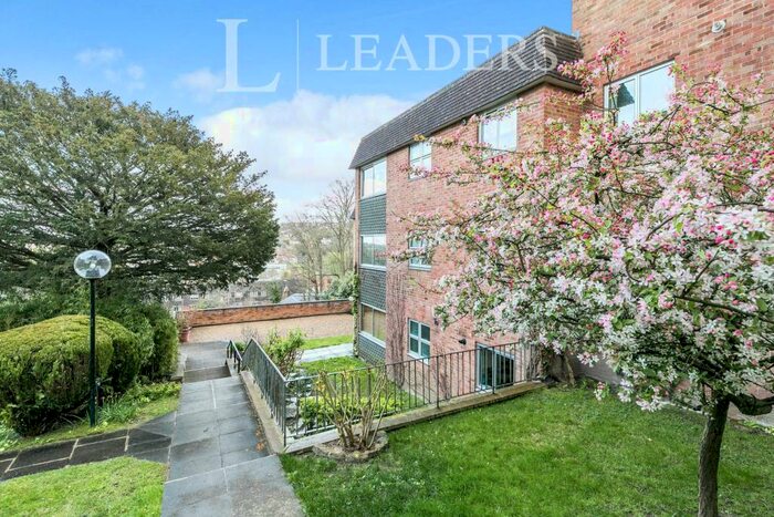 2 Bedroom Apartment To Rent In West Mount, Guildford, GU2