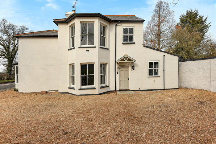 2 Bedroom Maisonette To Rent In Winkfield House, SL4