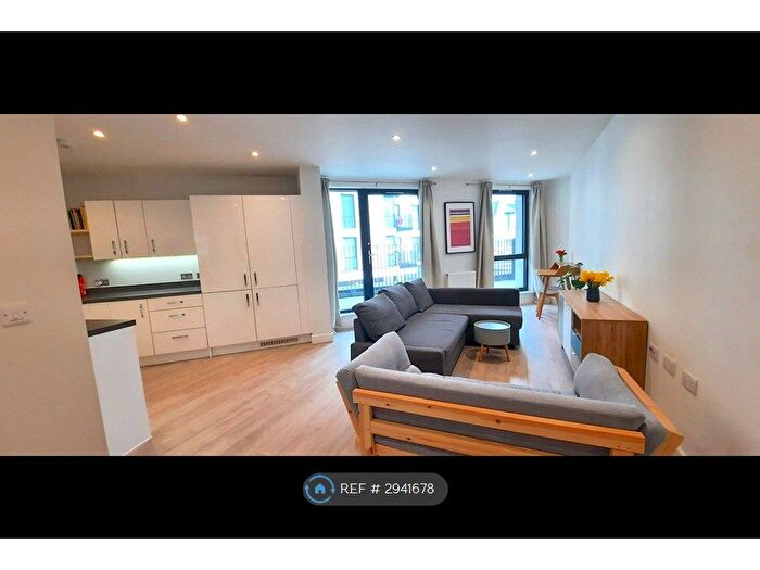 2 Bedroom Flat To Rent In Sutherland Road, London, E17