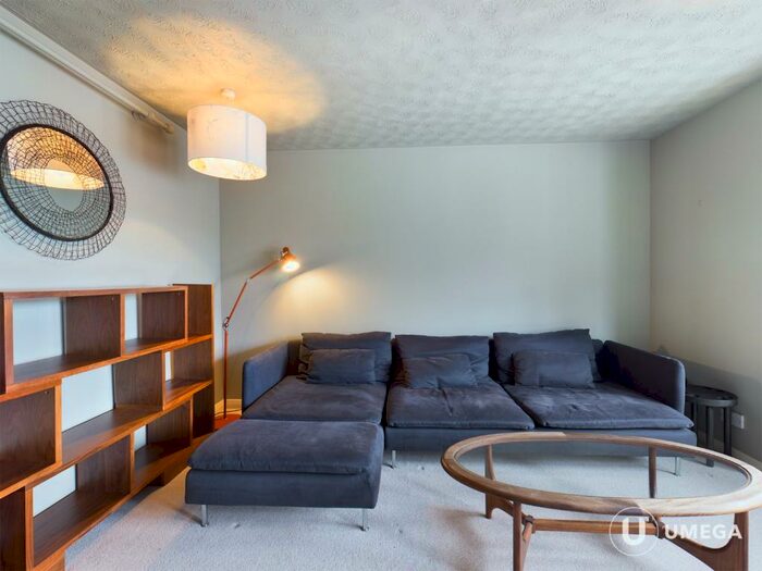 1 Bedroom Flat To Rent In St Leonards Lane, Newington, Edinburgh, EH8