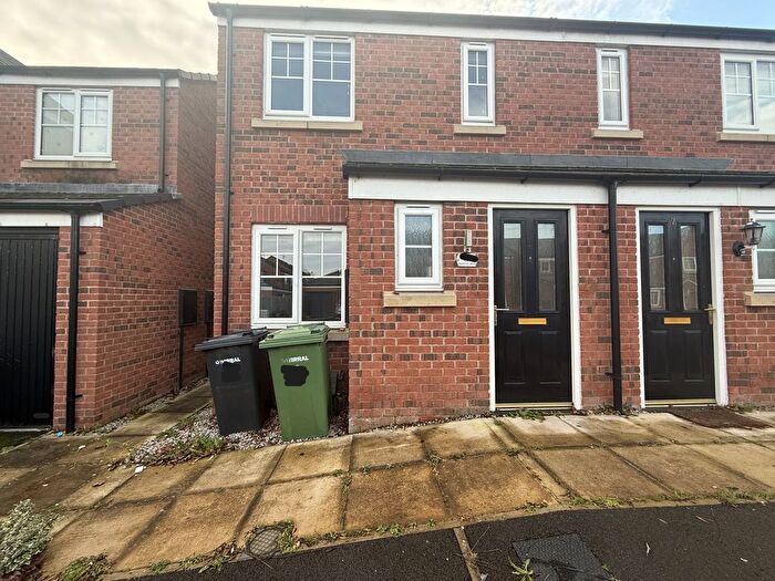 2 Bedroom Semi-Detached House To Rent In Ashton Way, Wirral, CH62
