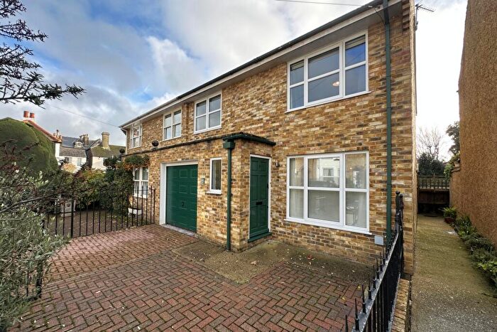3 Bedroom Semi-Detached House For Sale In Beaconsfield Road, Deal, CT14