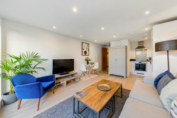 1 Bedroom Flat To Rent In Mildmay Avenue, London, N1