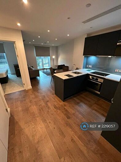 2 Bedroom Flat To Rent In Novella Apartments, Salford, M3