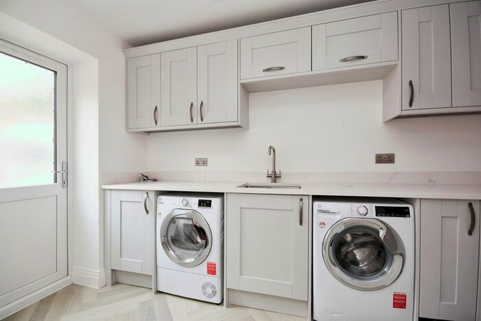 4 Bedroom Detached House For Sale In Nags Mews, Nags Head Lane, Brentwood, CM14