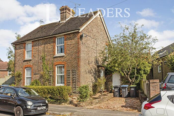 2 Bedroom House To Rent In Kents Road, Haywards Heath, RH16