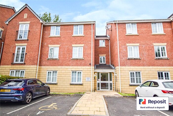 2 Bedroom Flat To Rent In Godolphin Close, Eccles, Manchester, M30