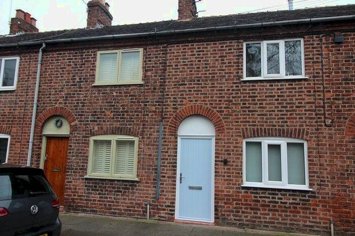 2 Bedroom Cottage To Rent In Sandbach, Cheshire, CW11