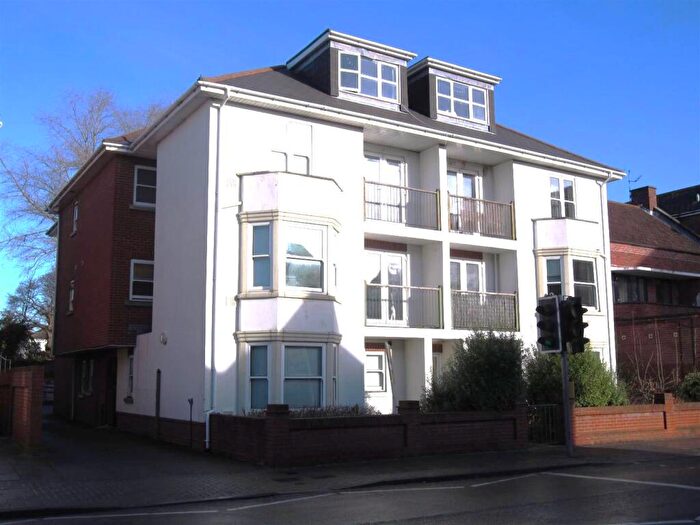 1 Bedroom Flat To Rent In Elm Grove, Southsea, Hants, PO5