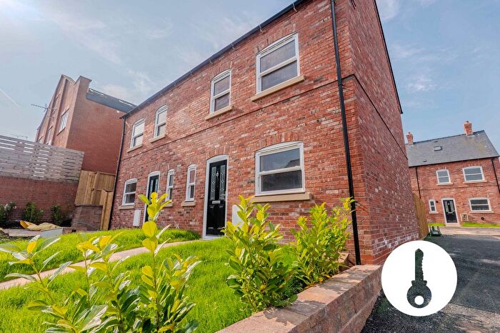 3 Bedroom Mews For Sale In Royal Grange, Chester, CH4