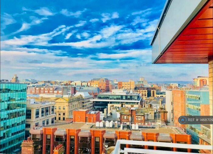 3 Bedroom Penthouse To Rent In Holm Street, Glasgow, G2