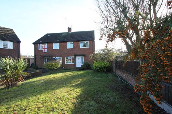 2 Bedroom Apartment For Sale In Railway Street, Hertford, SG13