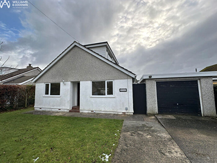4 Bedroom Bungalow For Sale In Stad Pen Y Berth, Llanfairpwll, Anglesey, LL61