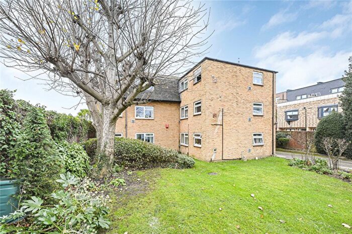 1 Bedroom Flat For Sale In Gumley Gardens, Isleworth, TW7