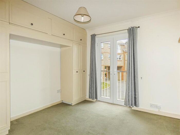 2 Bedroom Apartment To Rent In The Gilberts, Rustington, BN16