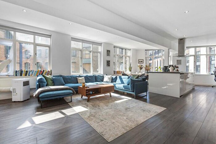 2 Bedroom Apartment To Rent In Phipp Street, London, EC2A