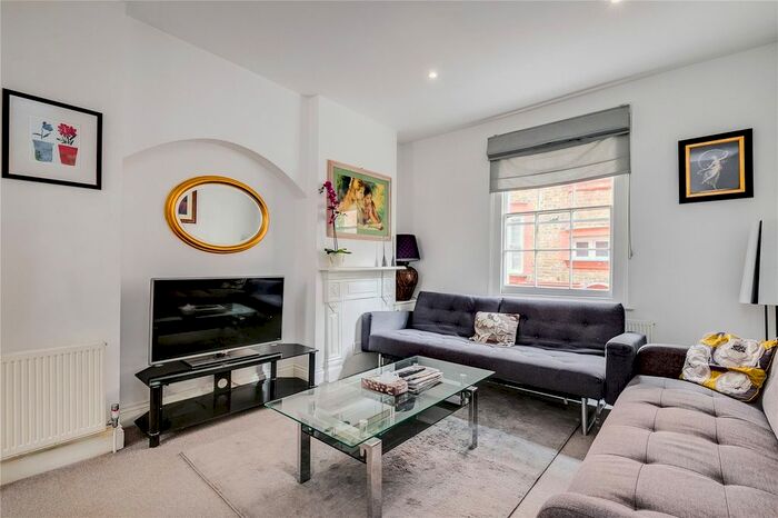 1 Bedroom Flat To Rent In Shepherd Market, Mayfair, London W1J