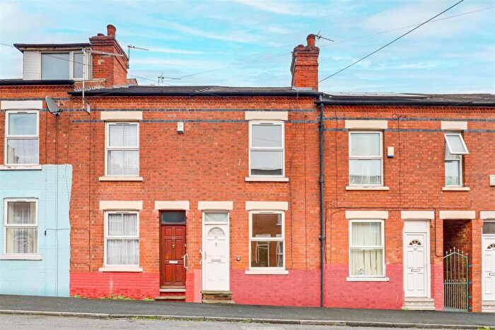 3 Bedroom Terraced House For Sale In Lyndhurst Road, Sneinton, Nottinghamshire, Nottingham, NG2